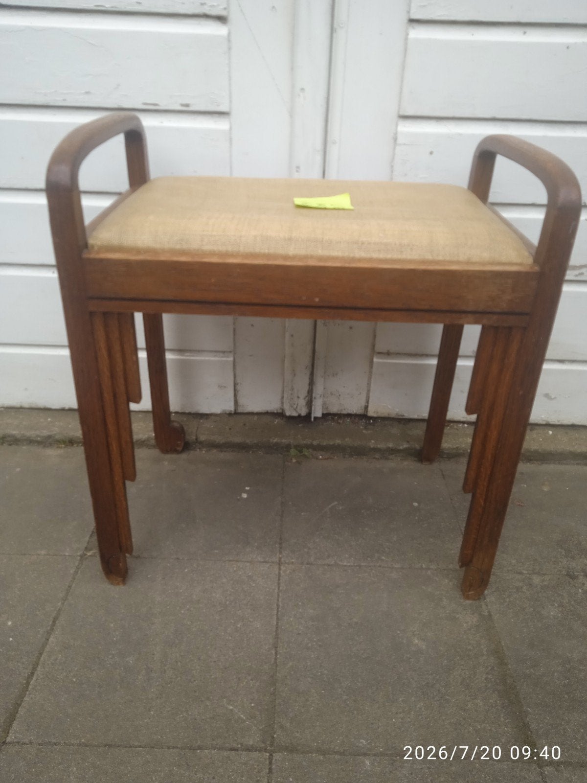Eikenhouten piano- of kaptafel kruk., Ophalen