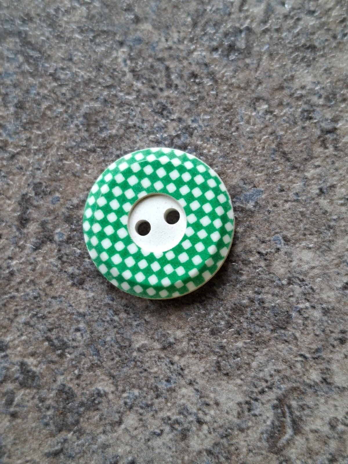 29 Nieuwe knopen 21 mm groen/wit ruitrandje, Hobby en Vrije tijd, Naaien en Fournituren, Ophalen of Verzenden, Nieuw, Knoop of Knopen