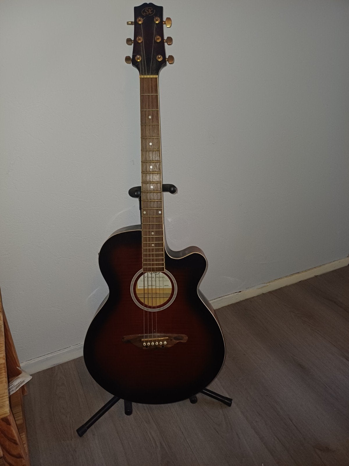 Stagg SW206CE-VS semi-akoestische westerngitaar - In nieuwst, Muziek en Instrumenten, Snaarinstrumenten | Gitaren | Akoestisch
