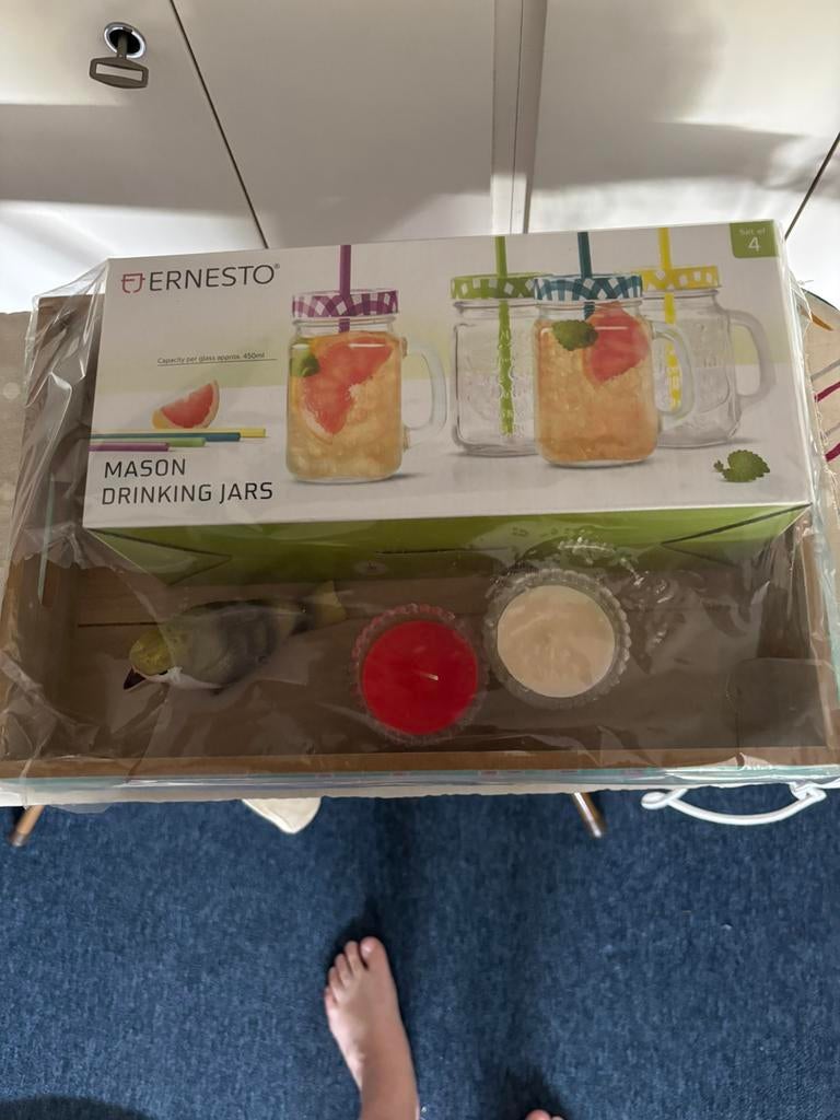 Dienblad met 4 glazen, 2 kaarsjes en vogeltje, Huis en Inrichting, Ophalen of Verzenden, Zo goed als nieuw, Rechthoekig, Hout