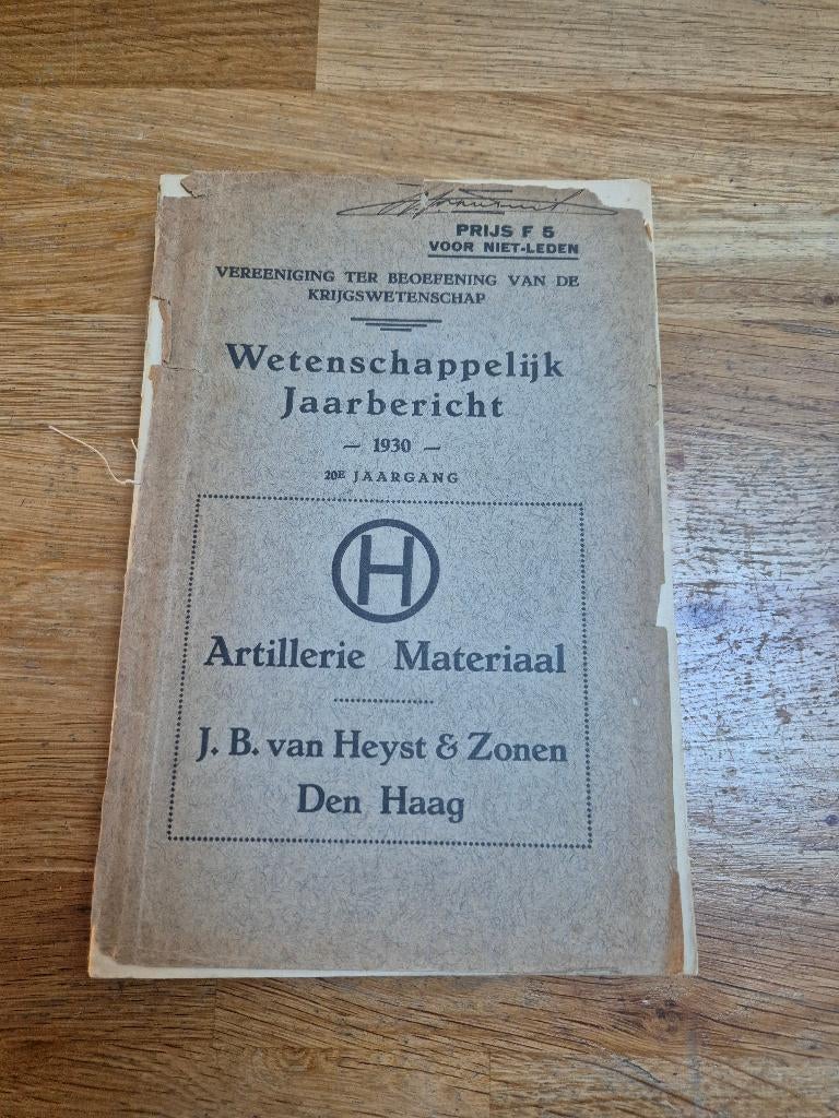 Nederlands krijgswetenschap jaarbericht 1930, Ophalen of Verzenden, Nederland