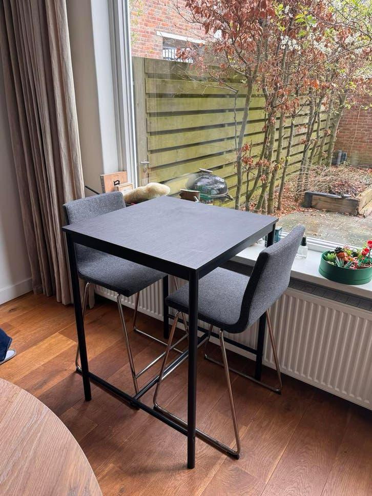 Ikea bartafel met 2 barkrukken - zwart/grijs, Ophalen, Gebruikt, 50 tot 100 cm, Tot twee personen