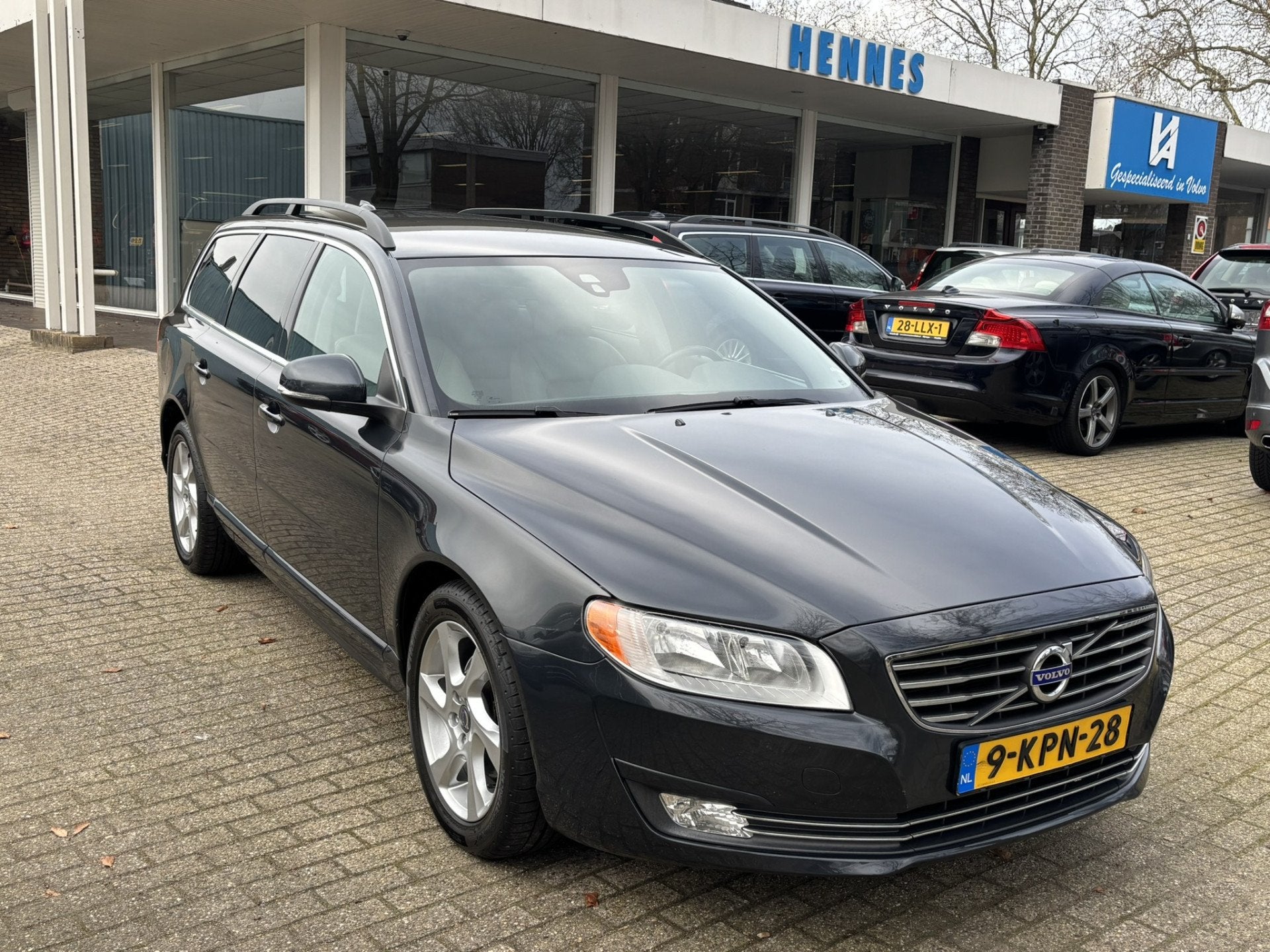Volvo V70 1.6 T4 Aut Momentum Leder Md 14 Family (bj 2013), Auto's, Euro 5, 4 cilinders, 179 pk, 1600 kg