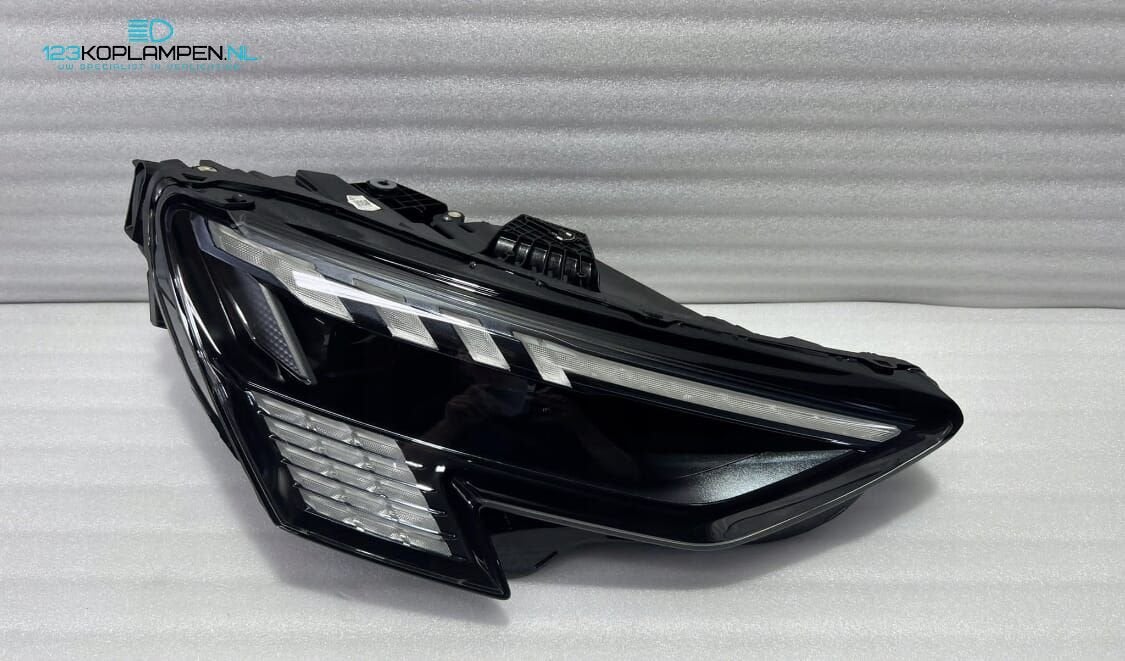 Audi RS3 S3 8Y Matrix Full Led koplamp links rechts, Ophalen, Gebruikt, -, -