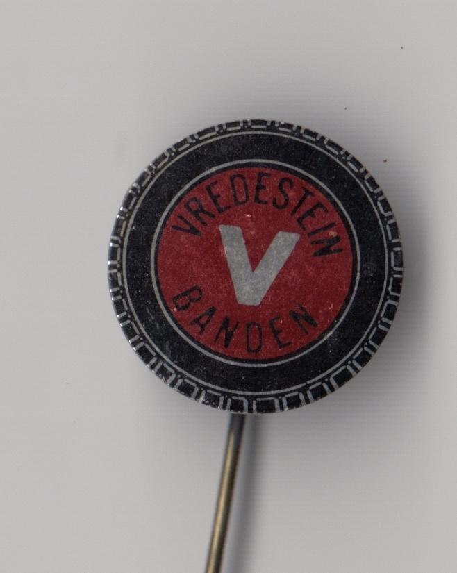 Vredestein Banden speldje, Verzamelen, Speldjes, Pins en Buttons, Gebruikt, Niet vindbaar, Niet vindbaar, Speldje of Pin