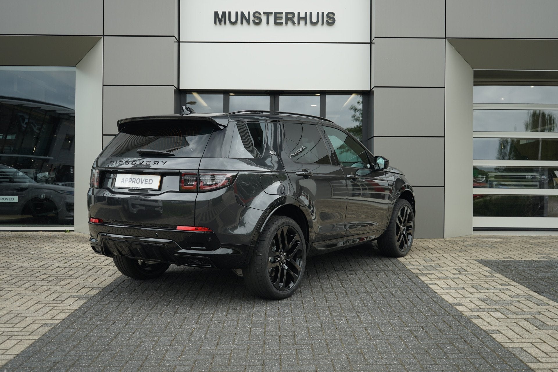 Land Rover Discovery Sport P270e PHEV Dynamic S | Afneembare, Discovery Sport, Bedrijf, Vierwielaandrijving, Hybride Elektrisch/Benzine