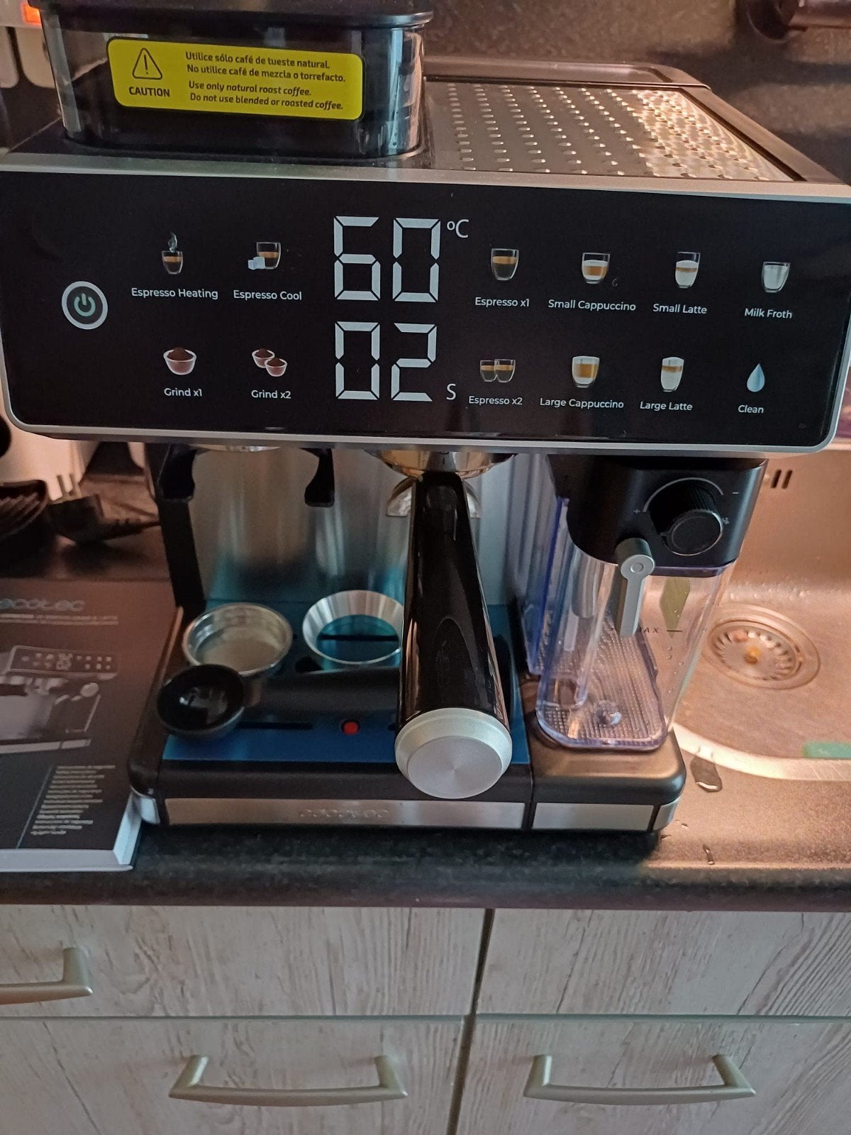 Te koop espresso apparaat cecotec baristo power, Afneembaar waterreservoir, Espresso apparaat, Zo goed als nieuw, Koffiebonen