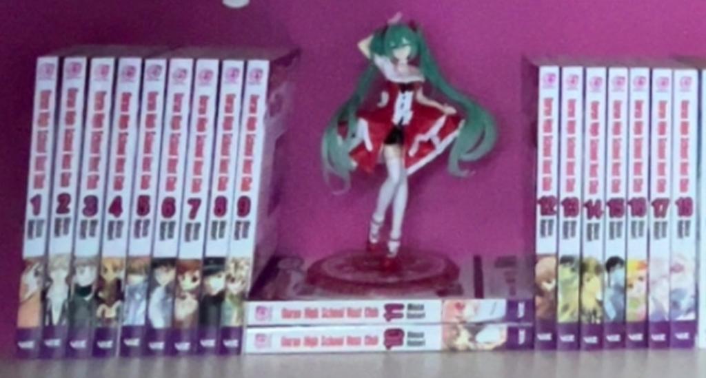 Ouran high school host clun + miku figure, Boeken, Complete serie of reeks, Ophalen of Verzenden, Zo goed als nieuw