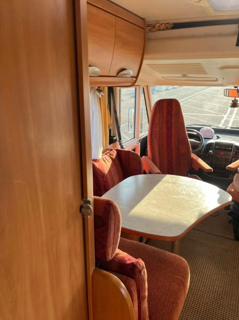 Foto 13 van Hymer B514 146pk Vastbed Hefbed XL garage 76.800km