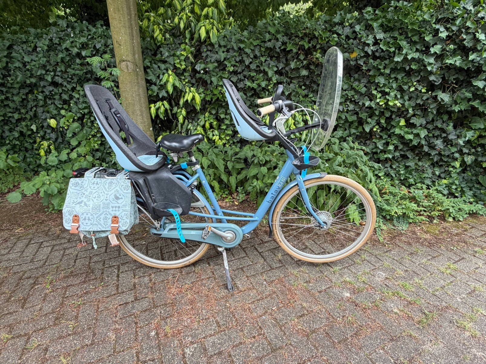 Batavus Mambo Inspire Deluxe met twee Thule Yepp stoeltjes, Ophalen, 2 zitjes, Gebruikt, Versnellingen