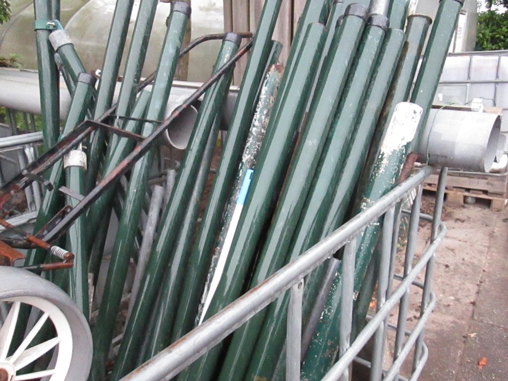 21 gecote metalen palen 150cm3 hoekpalen  50euro alles, Tuin en Terras, Gaas en Draad, Ophalen, Gebruikt, 20 meter of meer, Raster