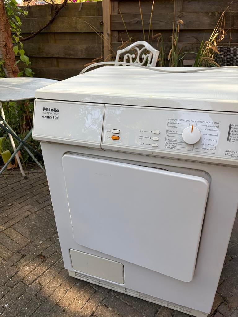 Gratis af te halen: Miele Novotronic 4960C Expert Wasdroger, Ophalen, 6 tot 8 kg, Gebruikt, Voorlader