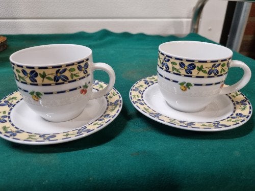 kop en schotels graf van henneberg 1777, Ophalen of Verzenden
