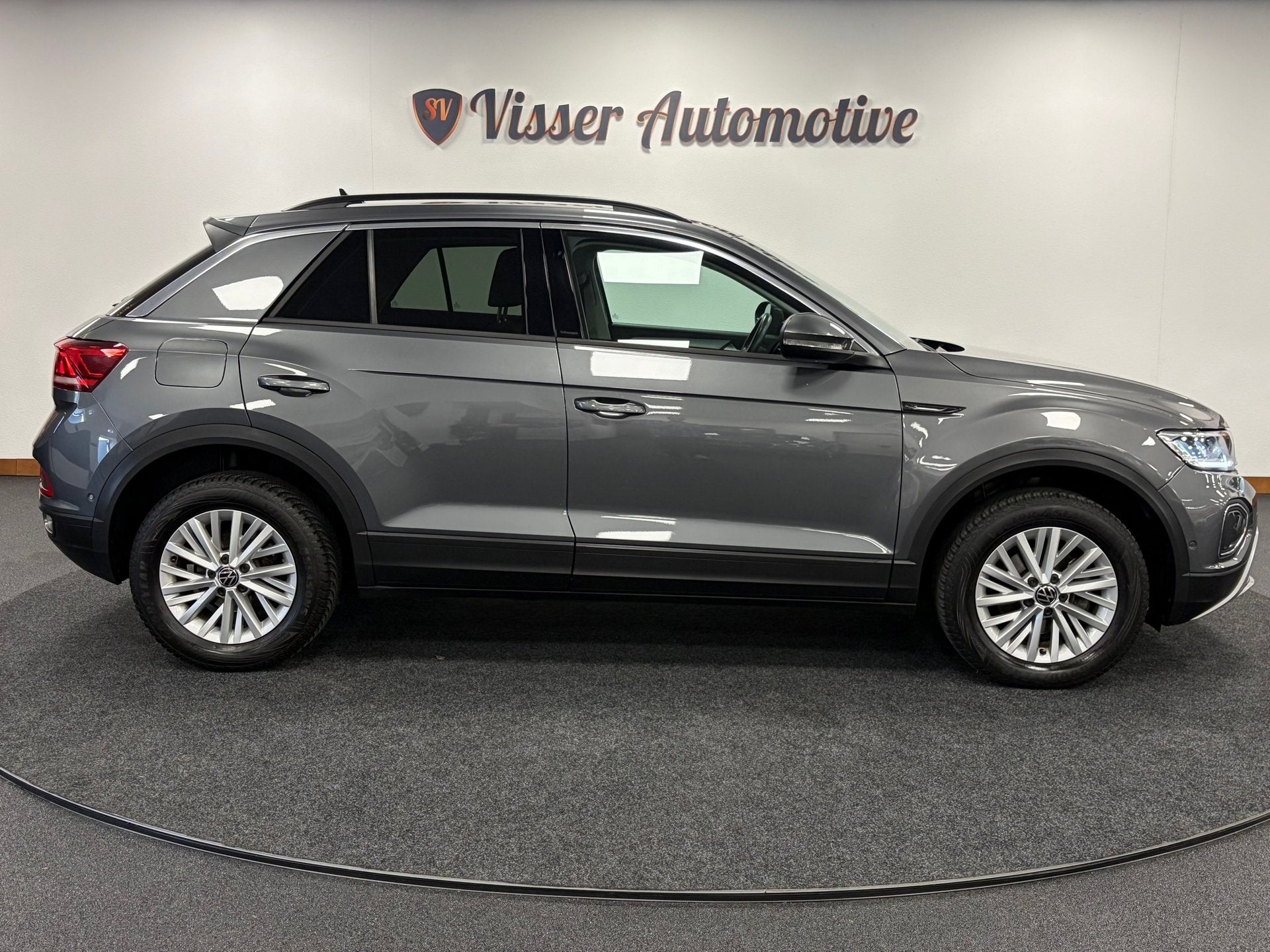 Volkswagen T-Roc 1.0 TSI Life Business*Stoelverwarming*LED*C, Auto's, Volkswagen, Voorwielaandrijving, Euro 6, Bedrijf, Nieuw