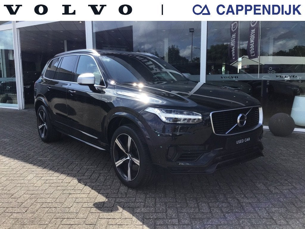 Volvo XC90 T8 405PK Recharge R-Design| Pano| Luchtvering| Tr, Auto's, 1969 cc, 150 min, 7 stoelen, Zwart