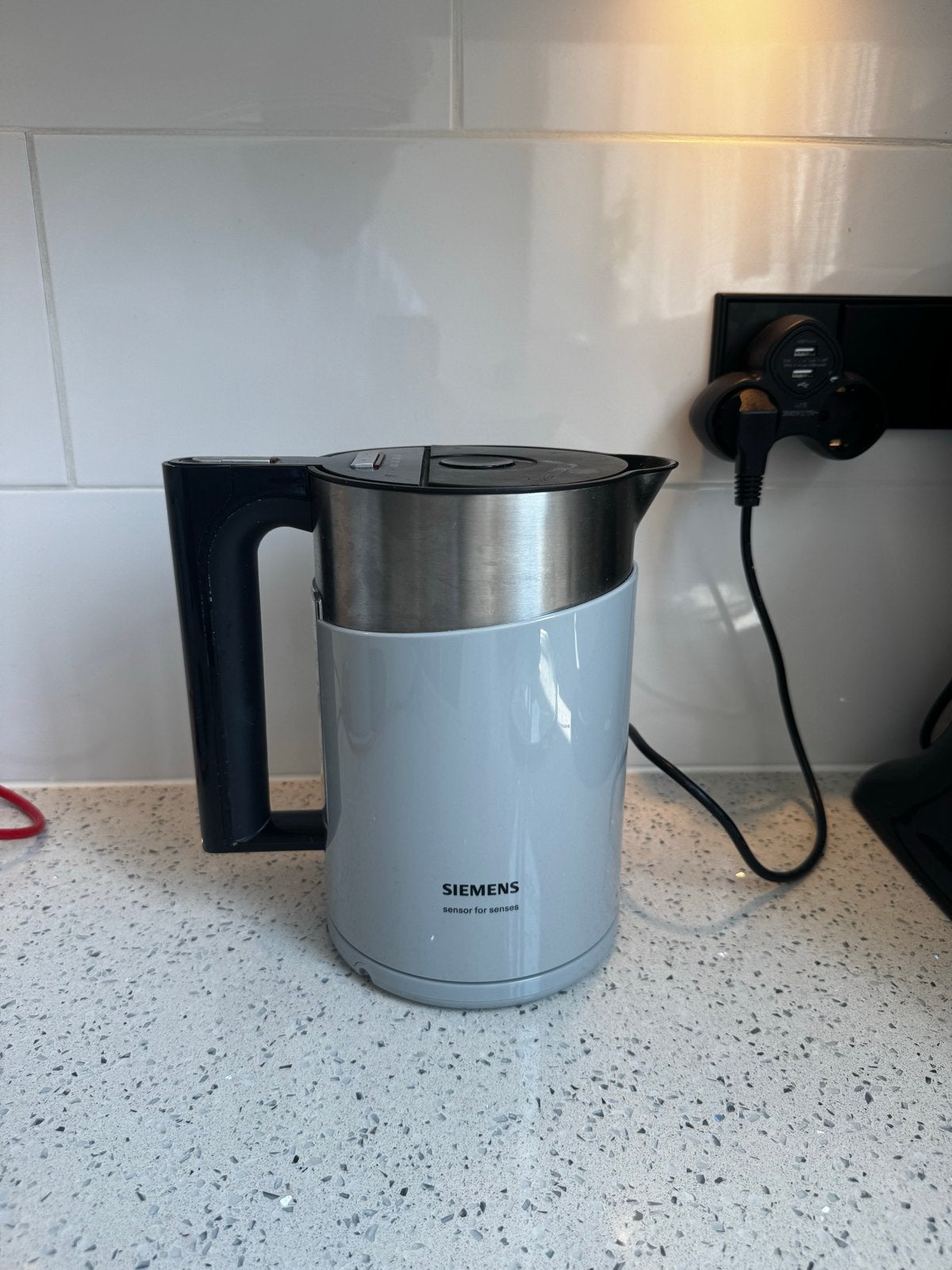 Siemens Waterkoker met Temperatuurregeling, 1 tot 2 liter, Ophalen, Gebruikt, Draadloos