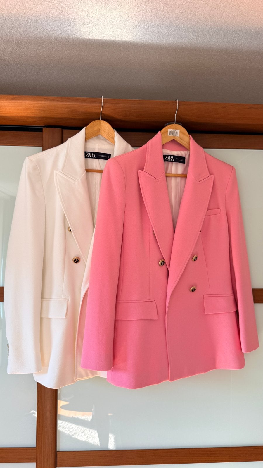 2 Zara Colberts Maat M - Roze en Wit, Kleding | Dames, Maat 38/40 (M), Ophalen of Verzenden, Zo goed als nieuw, Jasje