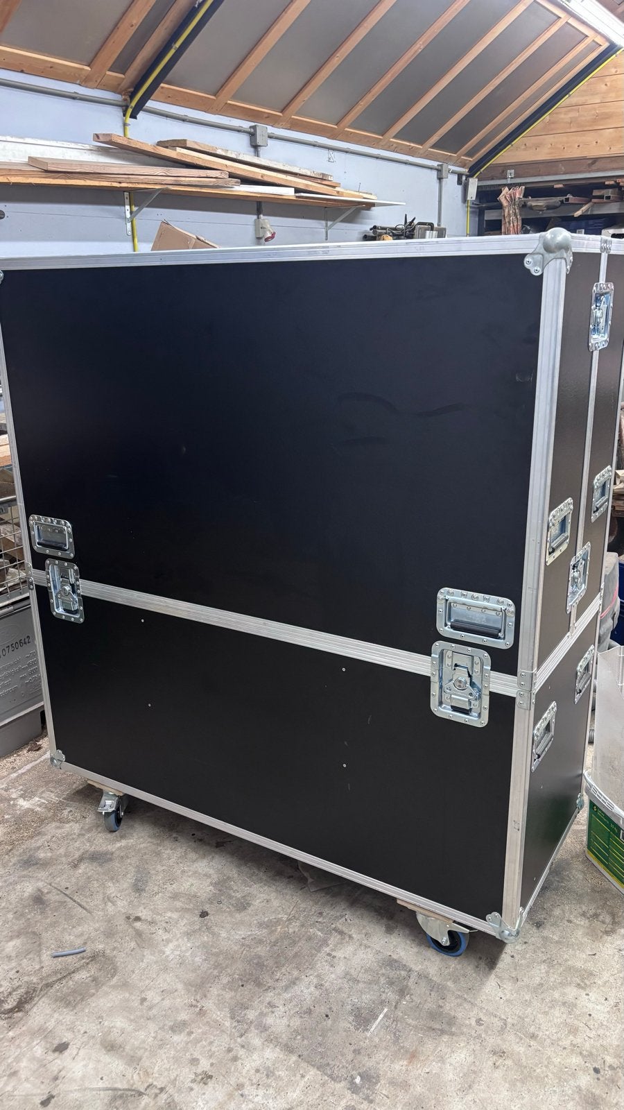 Flightcase voor TV 140cm breed, Ophalen, Zo goed als nieuw, 100 cm of meer