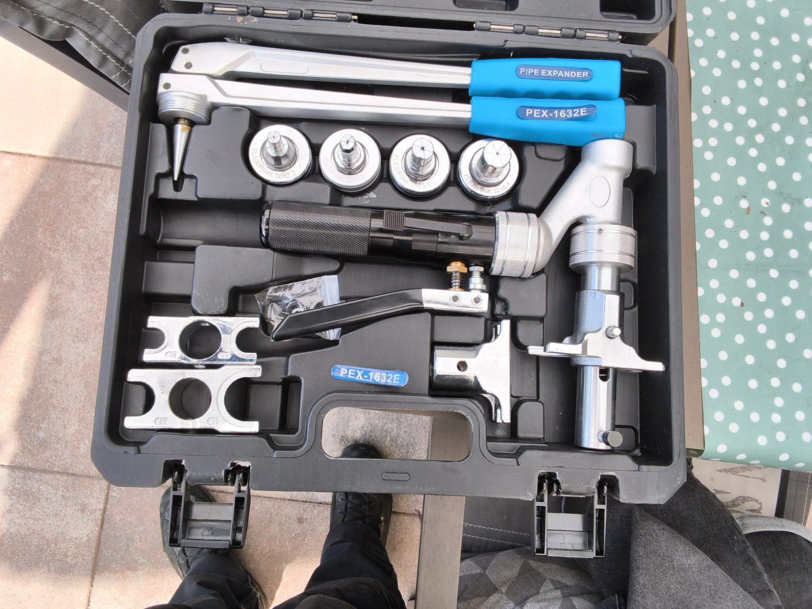 rehau pijp-optromp en pers gereedschap, Ophalen of Verzenden, Zo goed als nieuw, Gereedschapsset