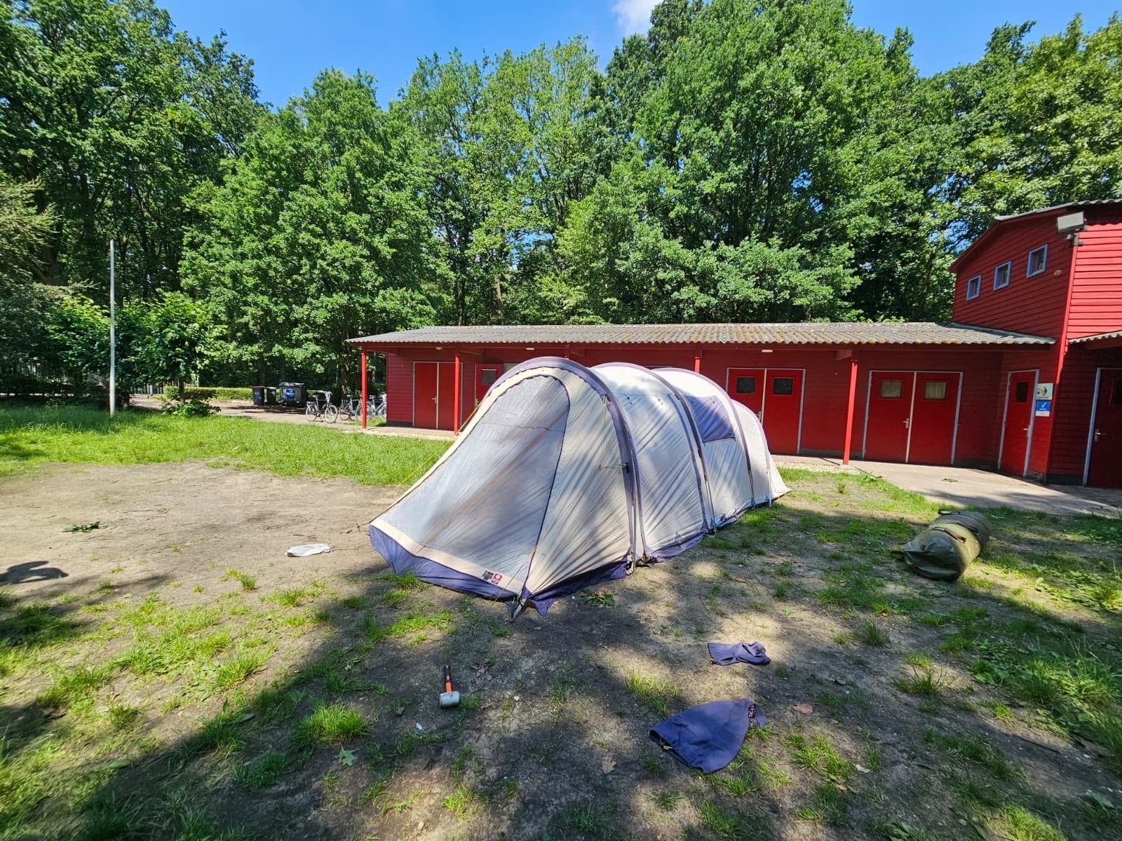 Ruime tunneltent voor 4-5 personen - Ideaal voor kamperen, Ophalen, Gebruikt, Tot en met 5
