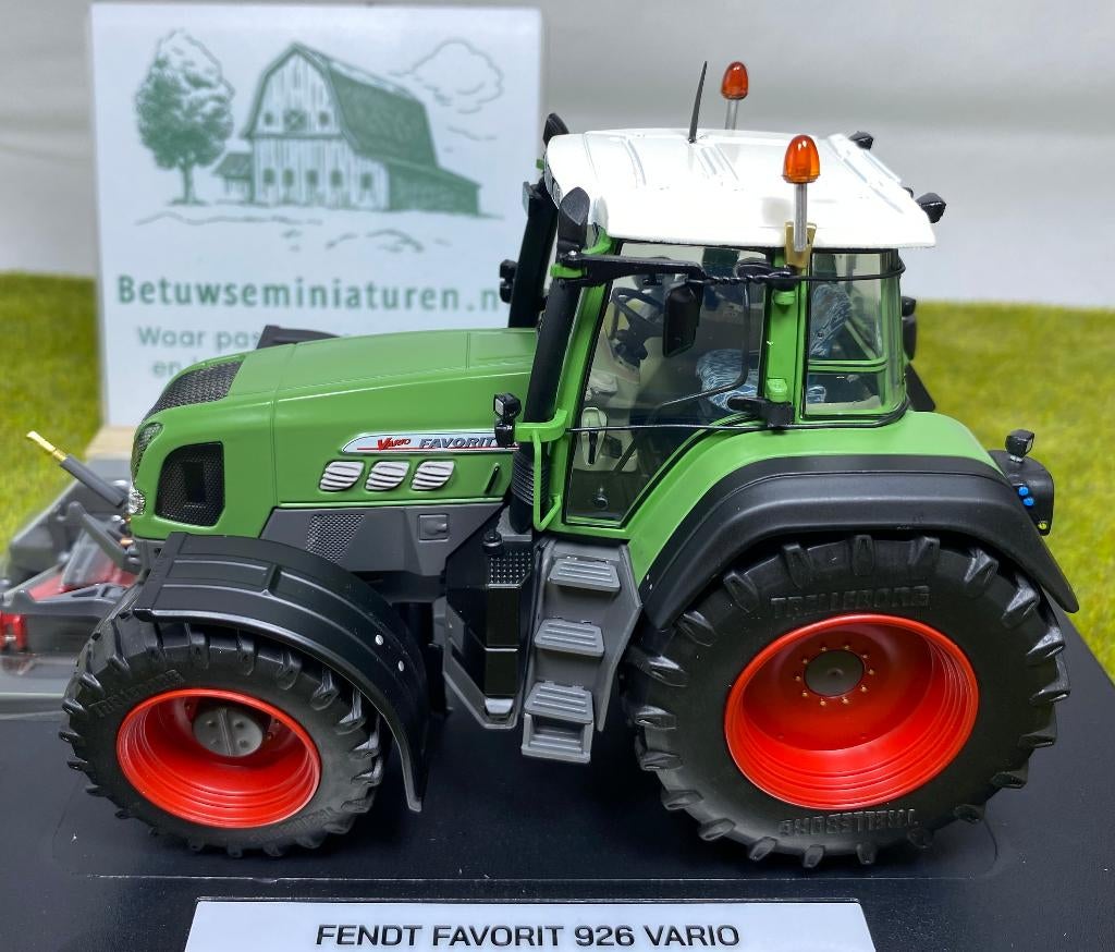 Fendt Favorit 926  Vario (1999-2002) tractor 1:32 Weise Toys, Hobby en Vrije tijd, Modelauto's | 1:32, Ophalen of Verzenden, Nieuw