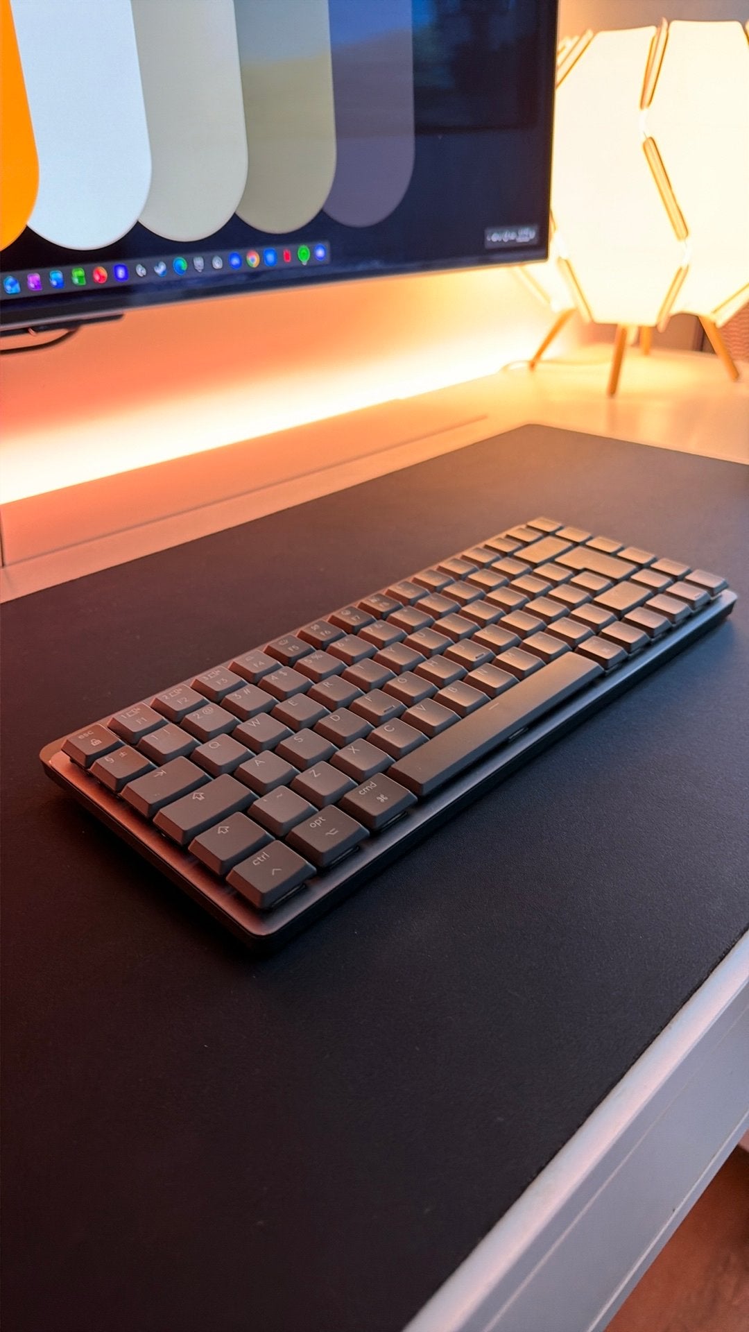 Logitech MX mini mechanical, Computers en Software, Toetsenborden, Ophalen, Zo goed als nieuw, Draadloos, Multimediatoetsen