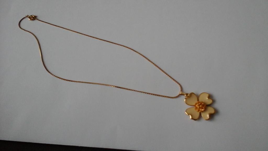 Vinted Klavertje vier ketting, Ophalen of Verzenden, Zo goed als nieuw, Overige materialen
