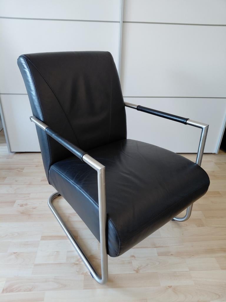 Zwart leder fauteuil met rvs frame, Ophalen, Gebruikt, 50 tot 75 cm, Leer