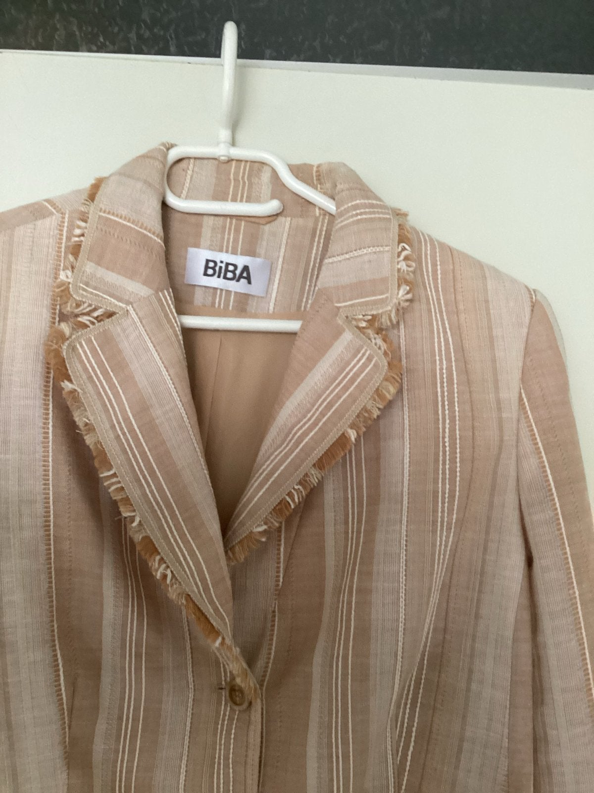 Biba blazer mt38/40 polyester/linnen/viscose, Maat 38/40 (M), Beige, Ophalen of Verzenden, Zo goed als nieuw