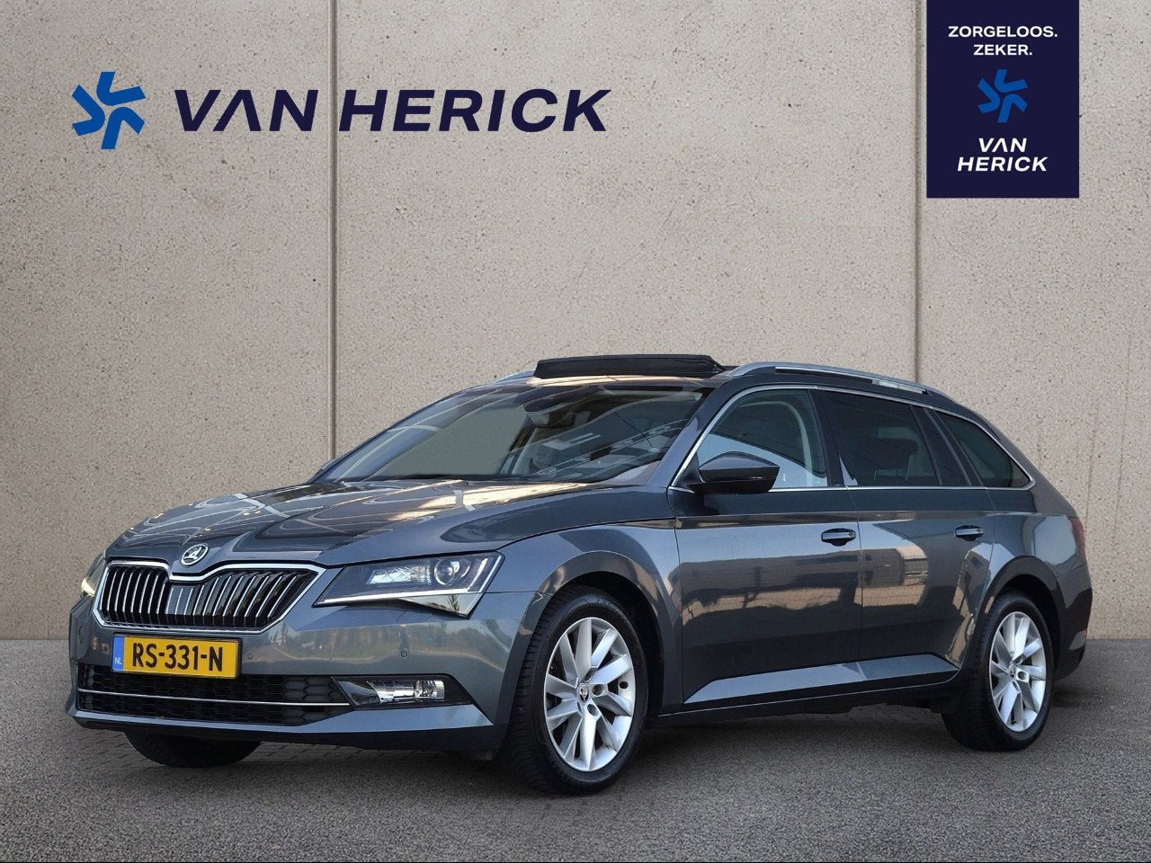 Skoda Superb Combi 1.4 TSI ACT 150PK Ambition Business Autom, Auto's, Gebruikt, 4 cilinders, Origineel Nederlands, 19 km/l