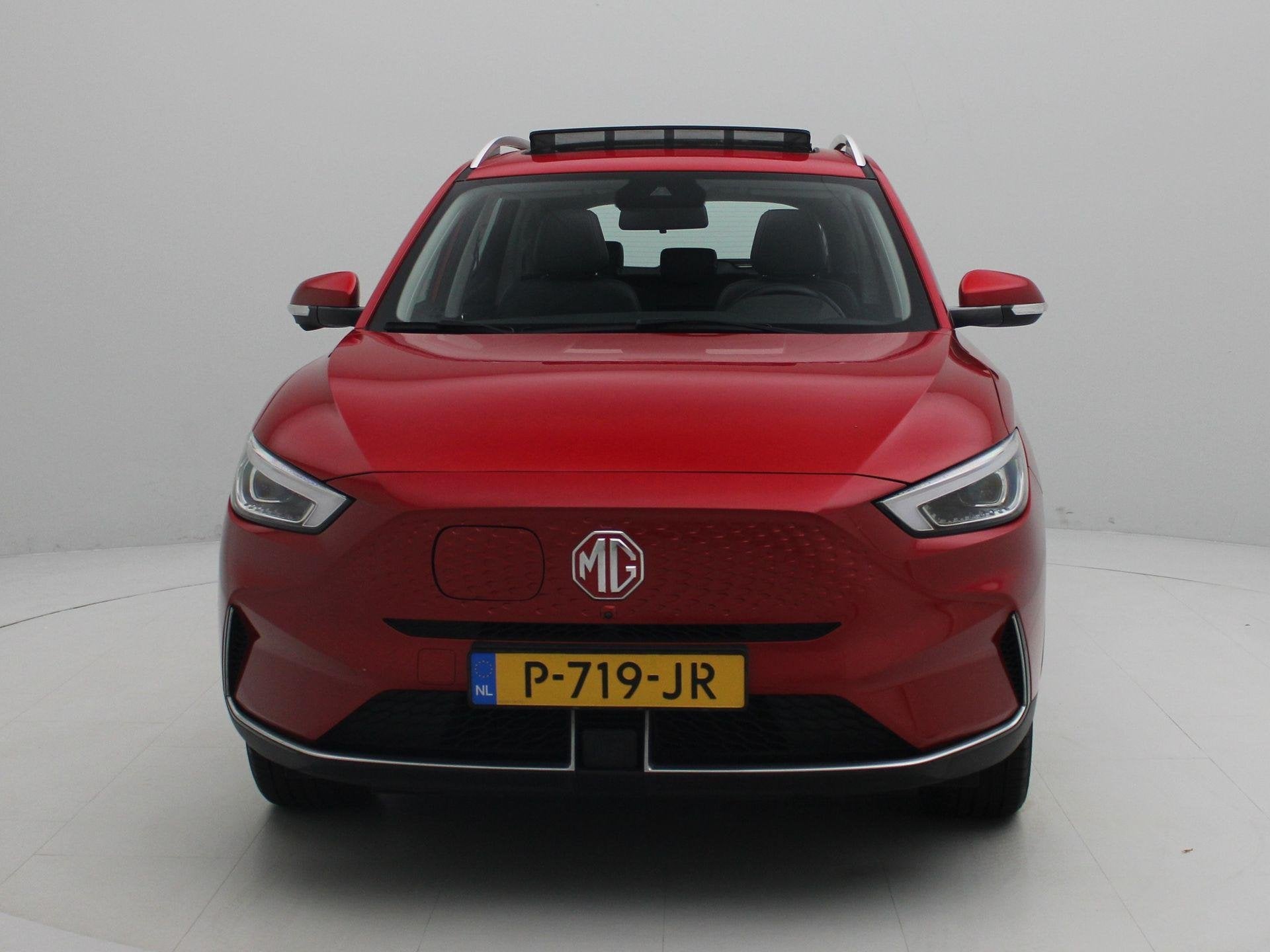 MG ZS EV Long Range Luxury 70 kWh, 12 maanden, Stof, Gebruikt, ZS