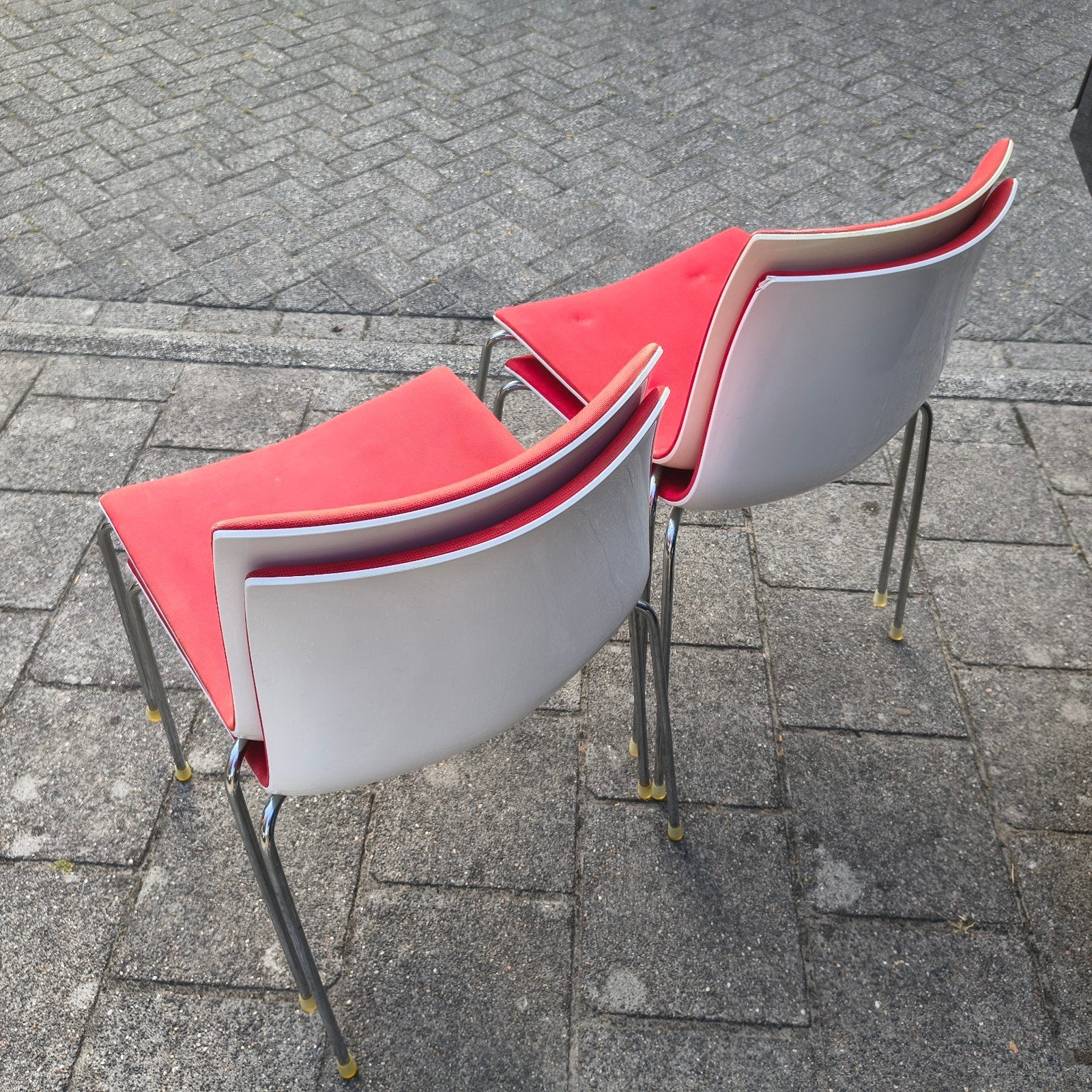 4 stoelen met 4 extra zitjes- Gebruikt, Ophalen, Modern, Retro, Twee, Rood
