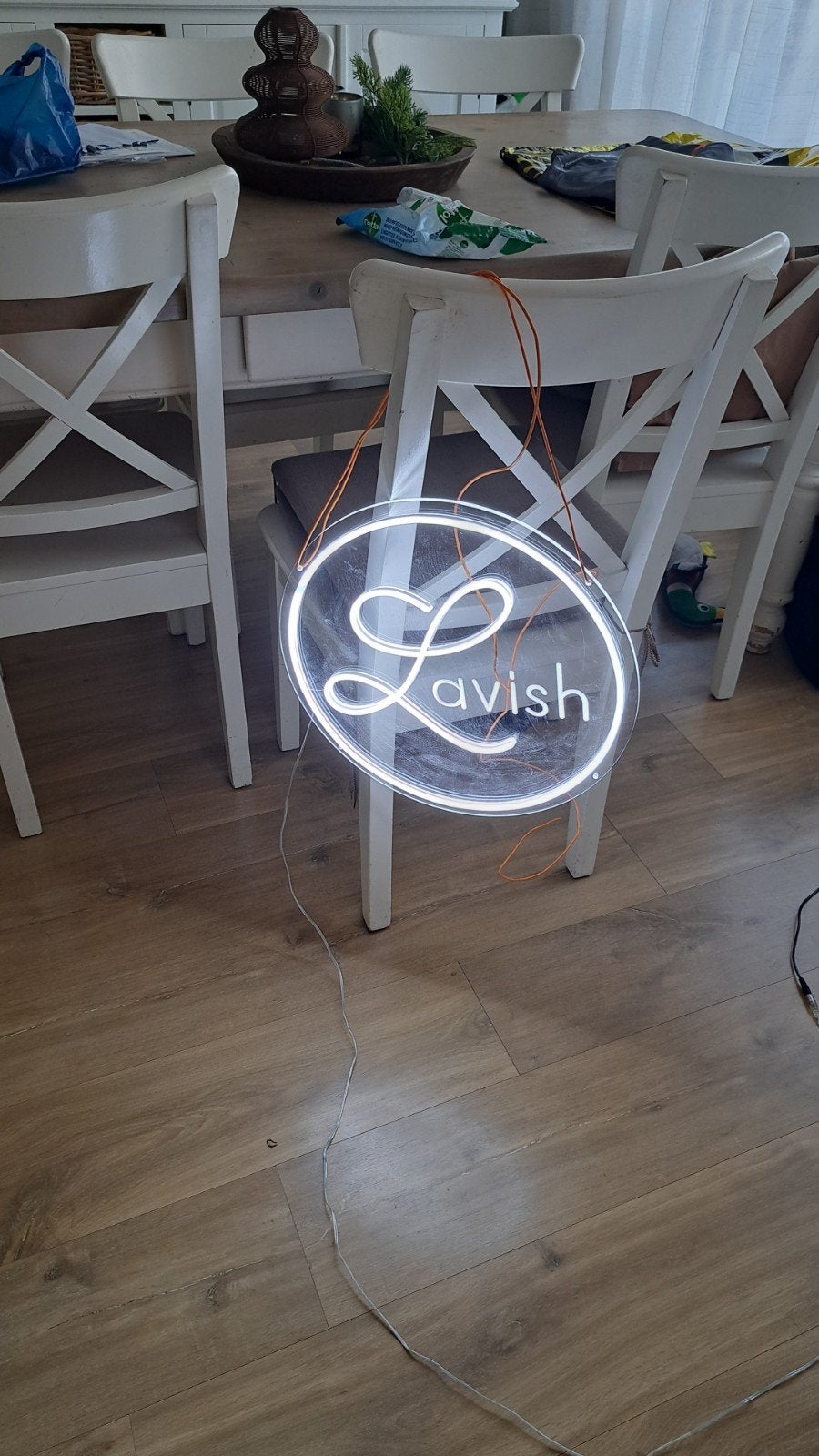 Lavish Neon LED Verlichting - Stijlvolle Decoratie, Ophalen, Zo goed als nieuw, Lichtbak of (neon) lamp