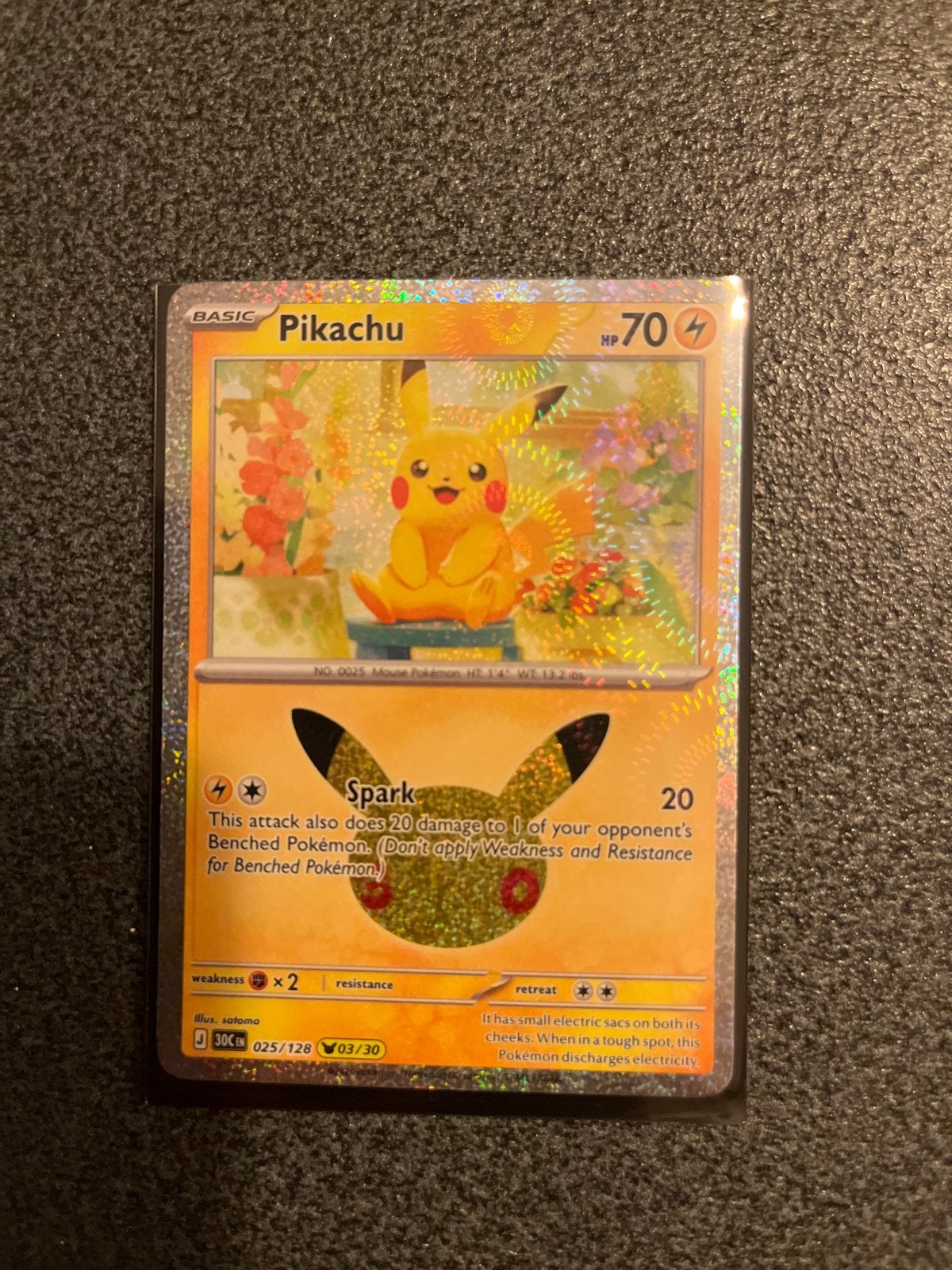 Pikachu Pokémon Kaart - Basic, HP 70, Foil, Ophalen of Verzenden, Nieuw, Sleeves of Kaarthoesjes, Foil