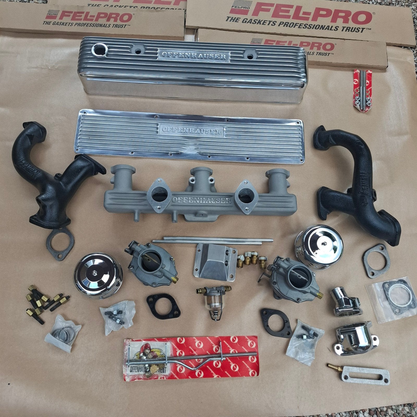 Offenhauser Equipment: Diverse Auto-onderdelen Chevrolet, Ophalen, Chevrolet