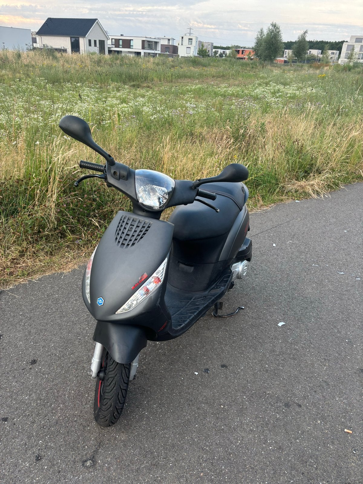 Piaggio Zip 50cc 4 takt, Fietsen en Brommers, Ophalen of Verzenden, Gebruikt, Benzine, Zip