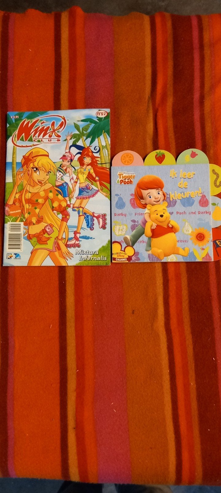 Pixie Mag & Winnie de Poeh boekje, Boeken, Ophalen of Verzenden, Zo goed als nieuw, Diverse auteurs, Sprookjes