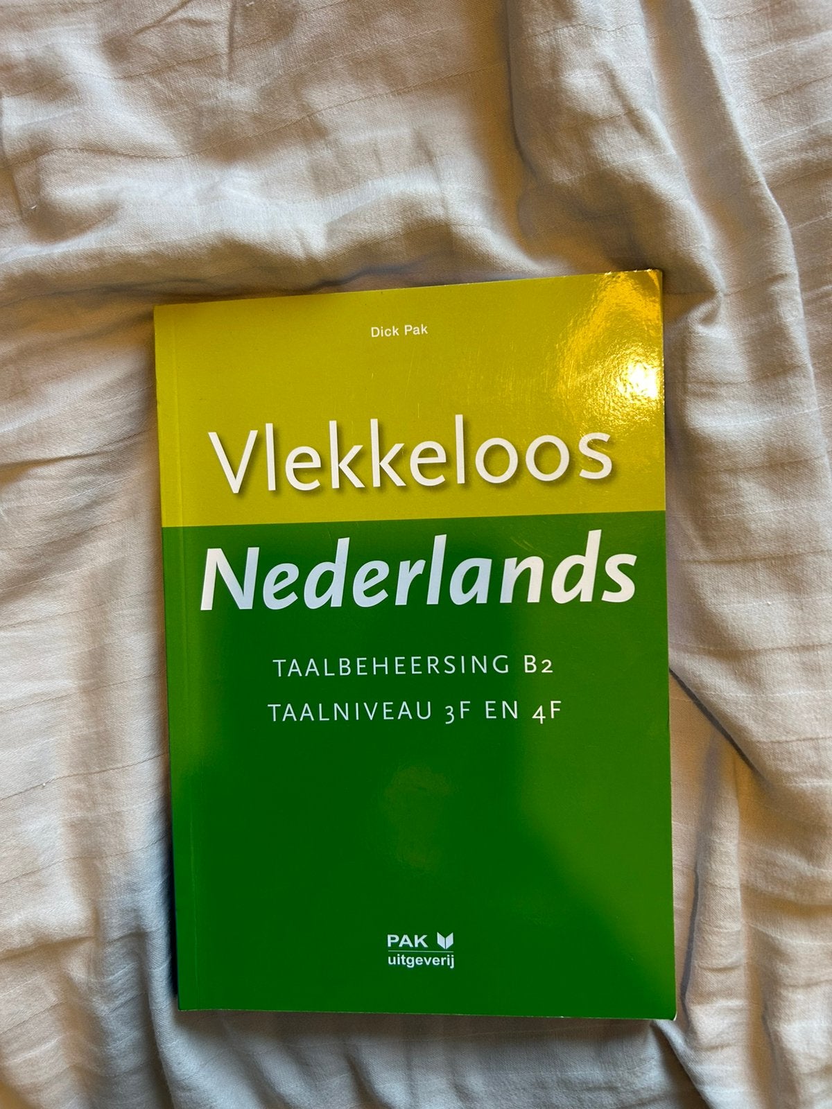 Vlekkenloos Nederlands, Ophalen of Verzenden, Zo goed als nieuw, Nederlands
