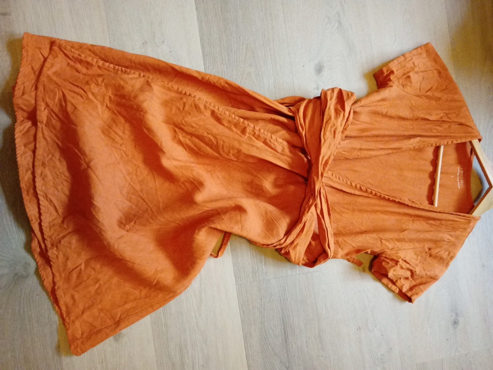 Simply Grey Wikkeljurk Maat S Honey Ochre, Oranje, Ophalen of Verzenden, Maat 36 (S), Gedragen