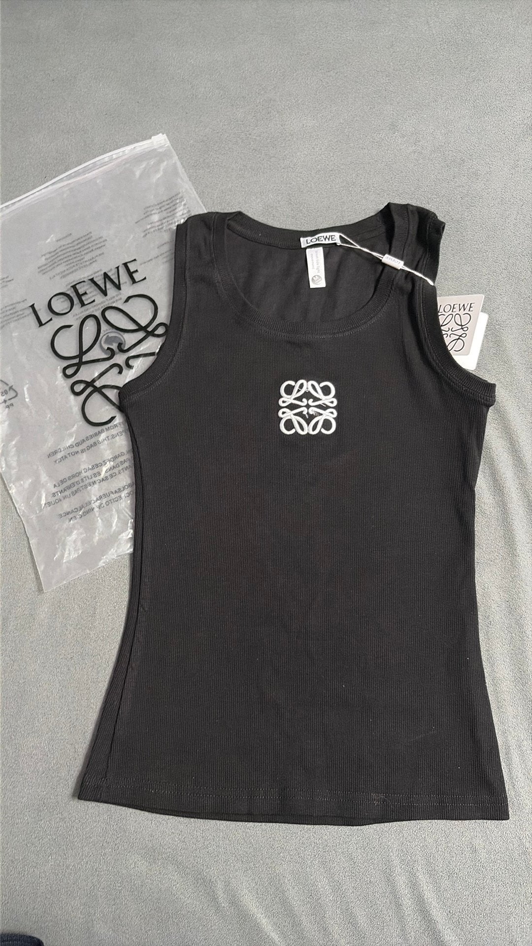 Loewe top/hemd, Ophalen of Verzenden, Zo goed als nieuw, Fitness of Aerobics