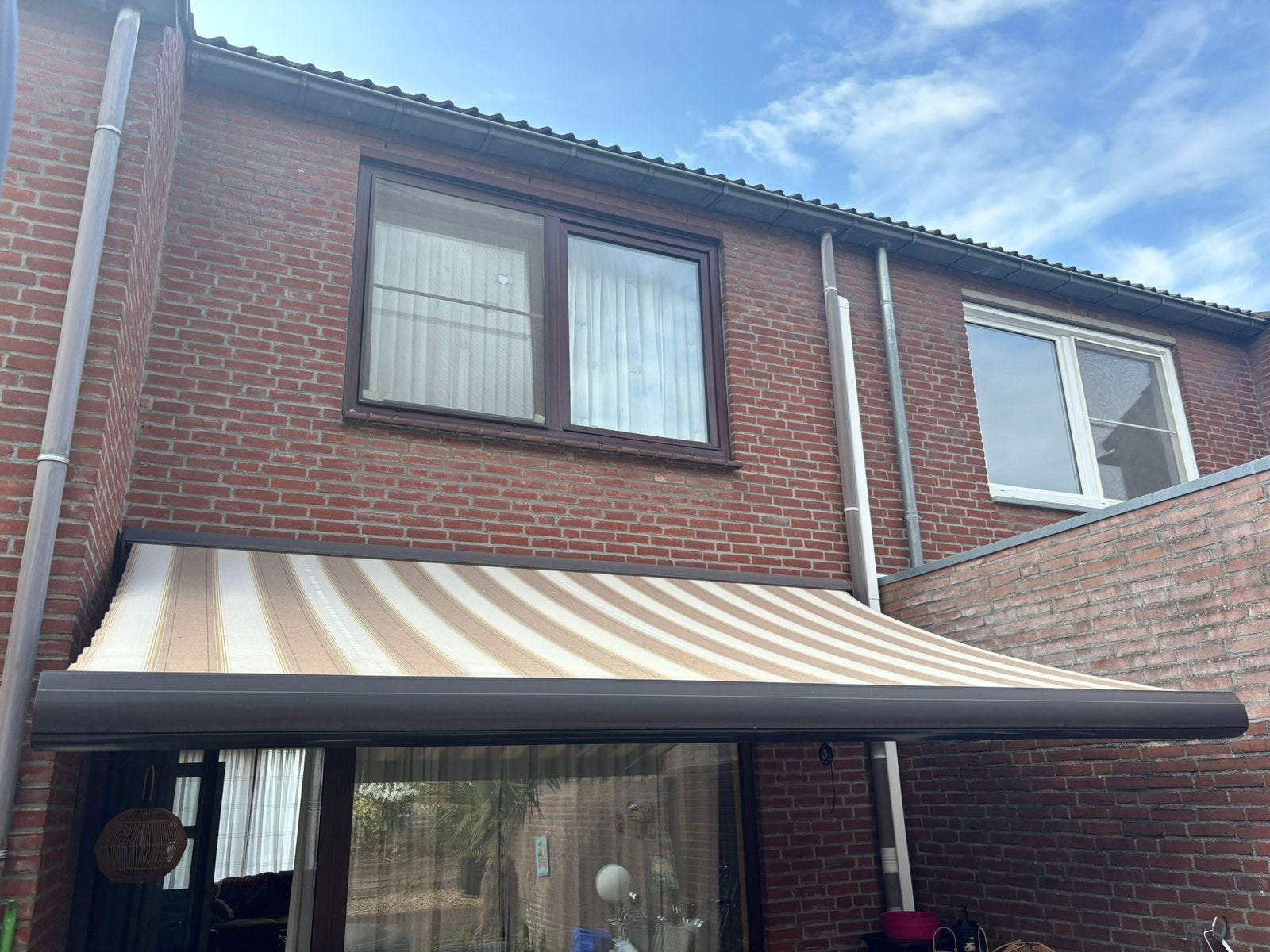 Zonnescherm elektrisch knikarm, Ophalen, Elektrisch, Zo goed als nieuw, 150 tot 300 cm