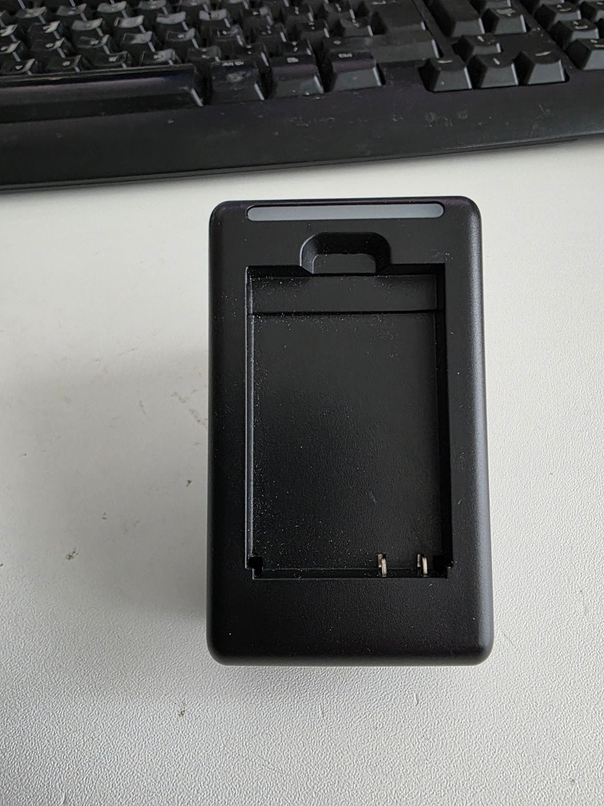 Batterij lader met USB uitgang, Ophalen of Verzenden, Nieuw