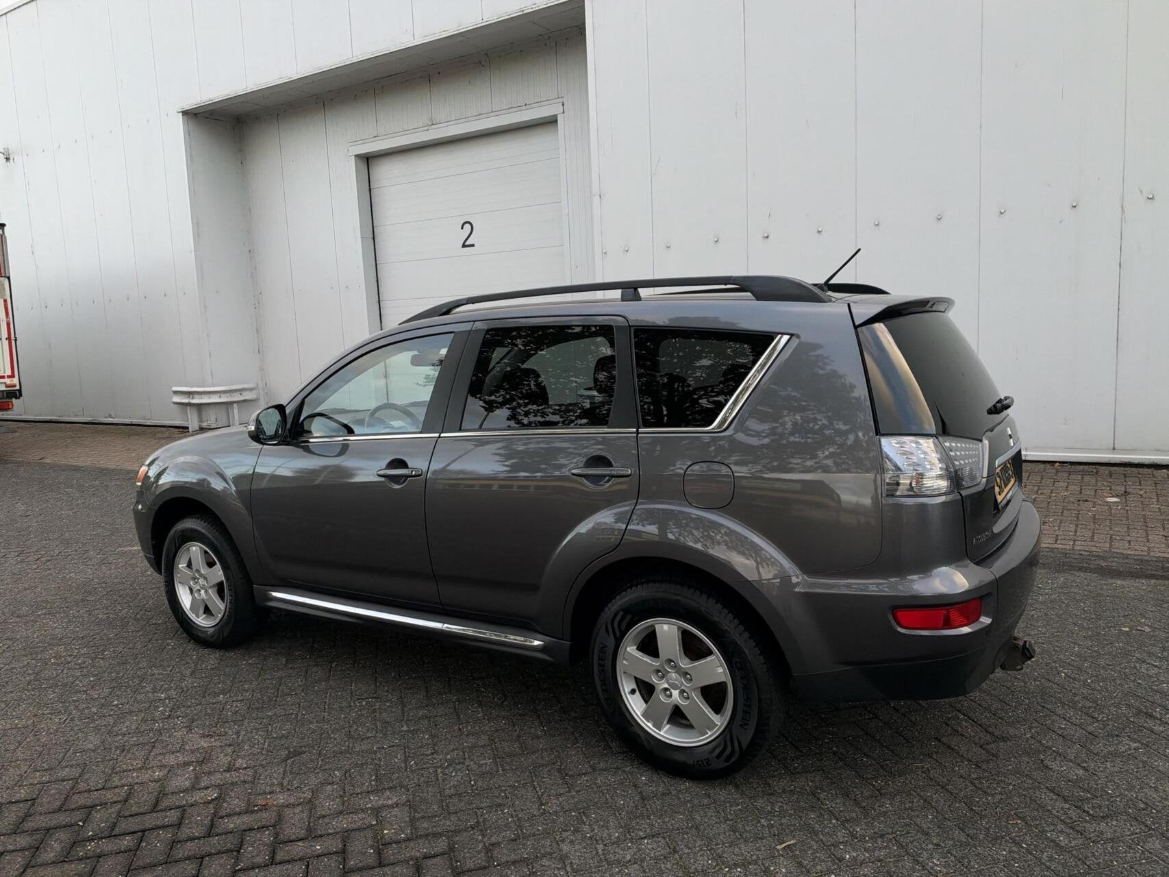 Mitsubishi Outlander 2.0 Intro Edition - AUT/TRKHAAK/PDC/NAP, Auto's, 4 cilinders, Verwarmde buitenspiegels, Origineel Nederlands