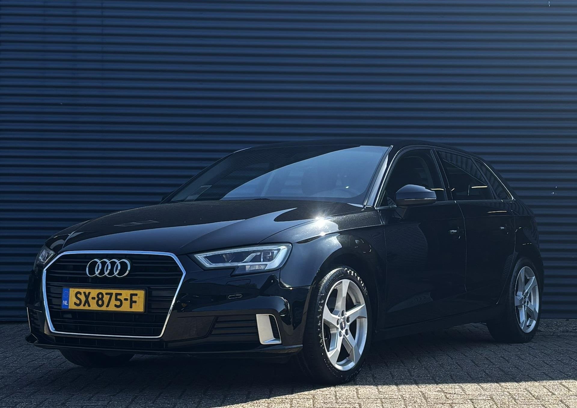 Audi A3 Sportback 1.0 TFSI 116pk Climate/Cruise/Trekhaak, Auto's, Gebruikt, Euro 6, Zwart, Origineel Nederlands