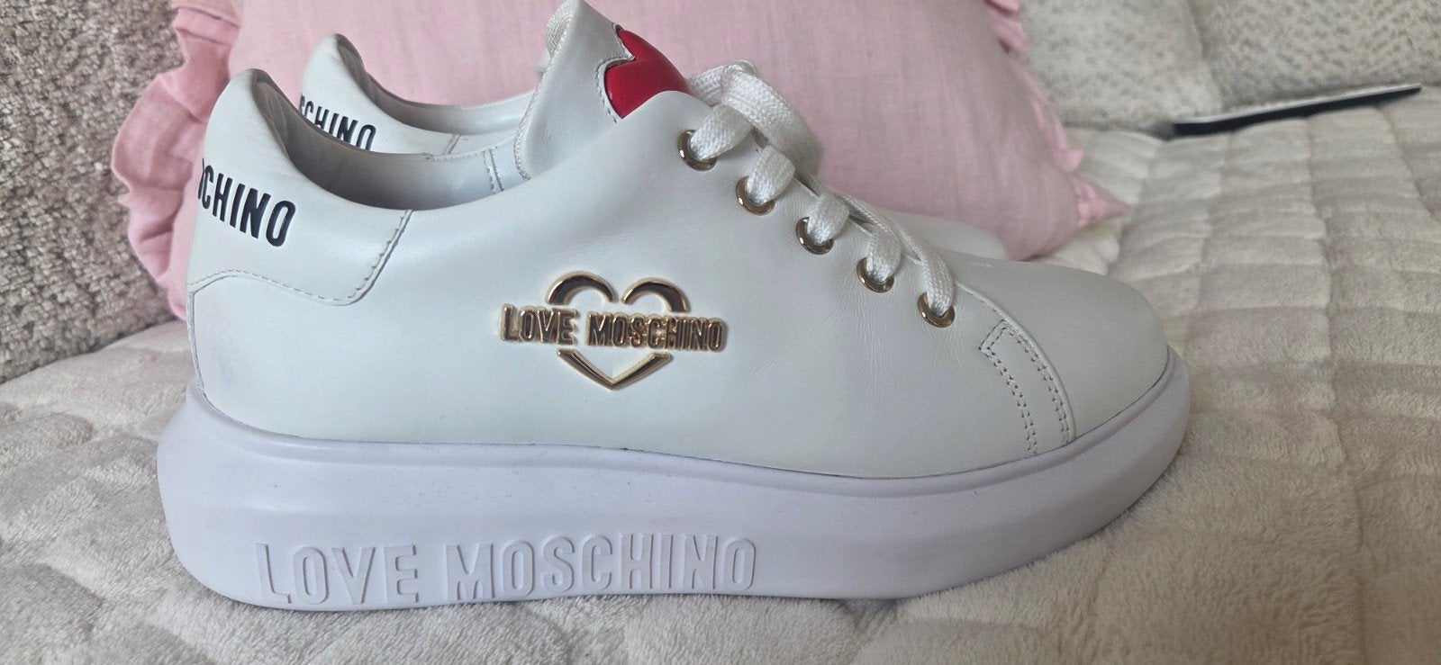 Love Moschino sneakers wit, maat 38, Love Moschino, Wit, Ophalen of Verzenden, Sneakers of Gympen
