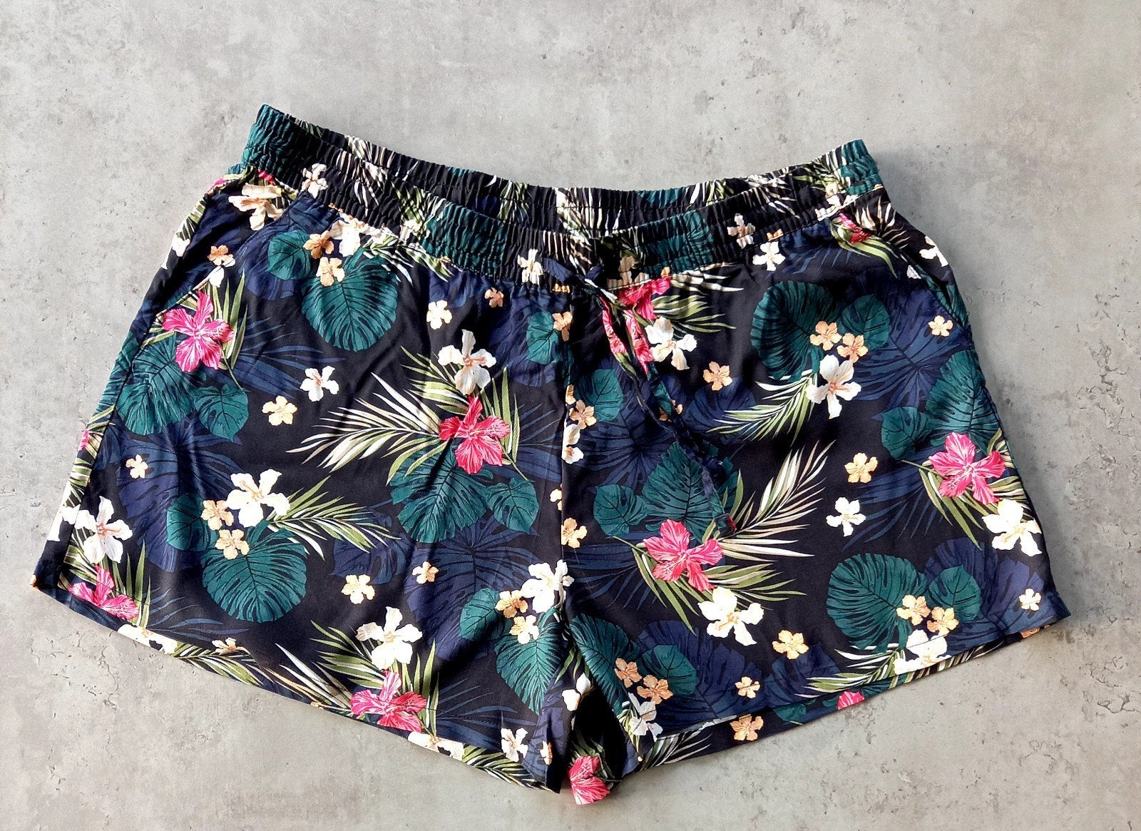 UP2FASHION fleurige shorts mt 46 NIEUW! 🏖🏝, Up2Fashion, Kort, Meerkleurig, Nieuw
