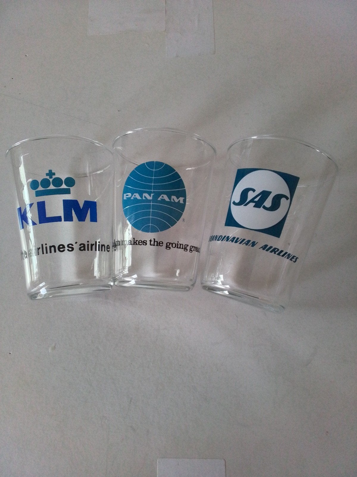 Drie vliegtuig maatschappij glazen, Verzamelen, Glas en Borrelglaasjes, Ophalen of Verzenden, Zo goed als nieuw, Overige typen