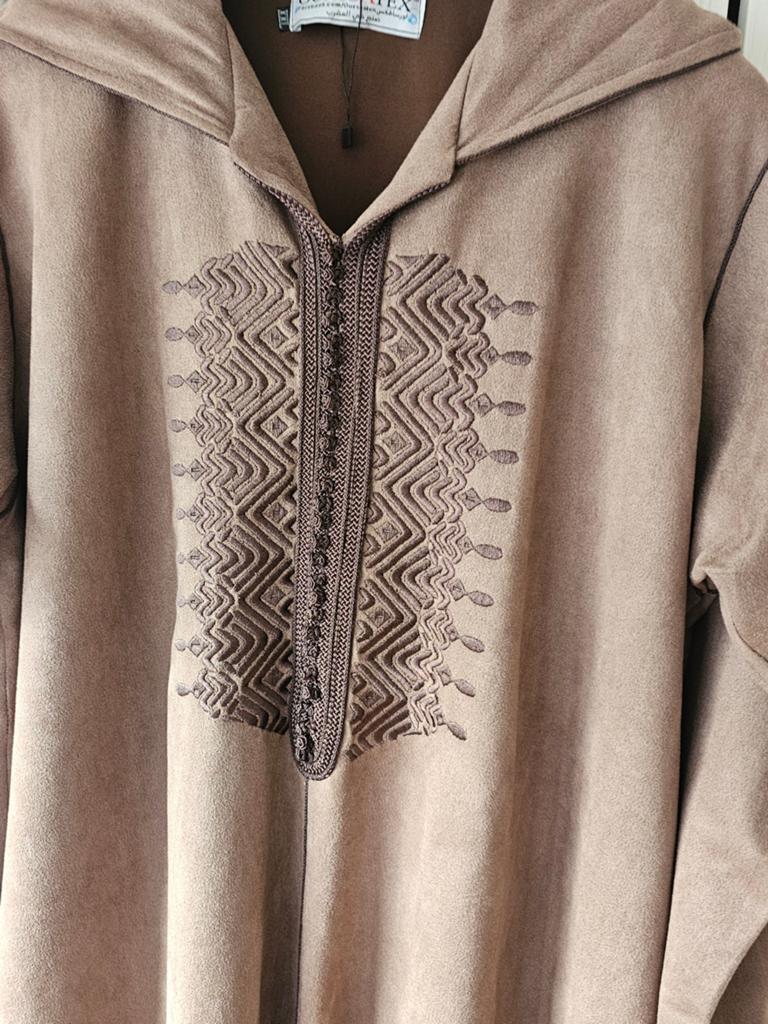 Mooie bruine Djellaba met borduursel - XXL, Kleding | Dames, Overige typen, Bruin, Maat 46/48 (XL) of groter, Nieuw