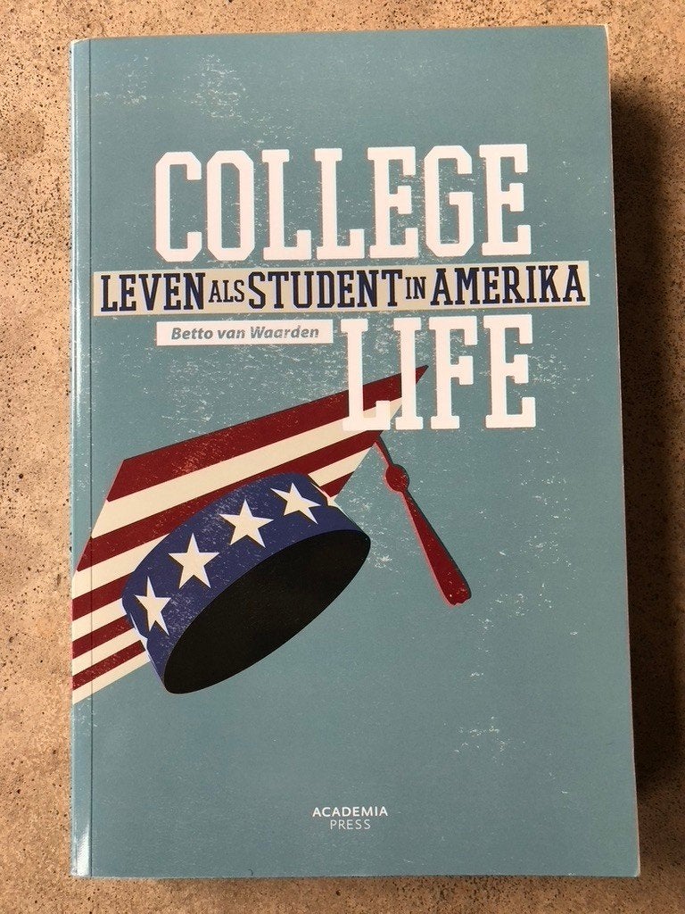 Betto van Waarden college life leven als student in Amerika, Maatschappij en Samenleving, Ophalen of Verzenden, Zo goed als nieuw