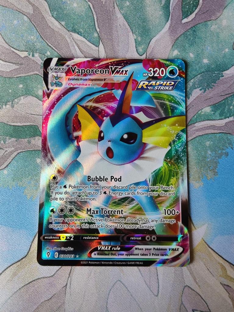 Pokemon evolving skies Vaporeon vmax 030/203, Hobby en Vrije tijd, Verzamelkaartspellen | Pokémon, Ophalen of Verzenden, Nieuw